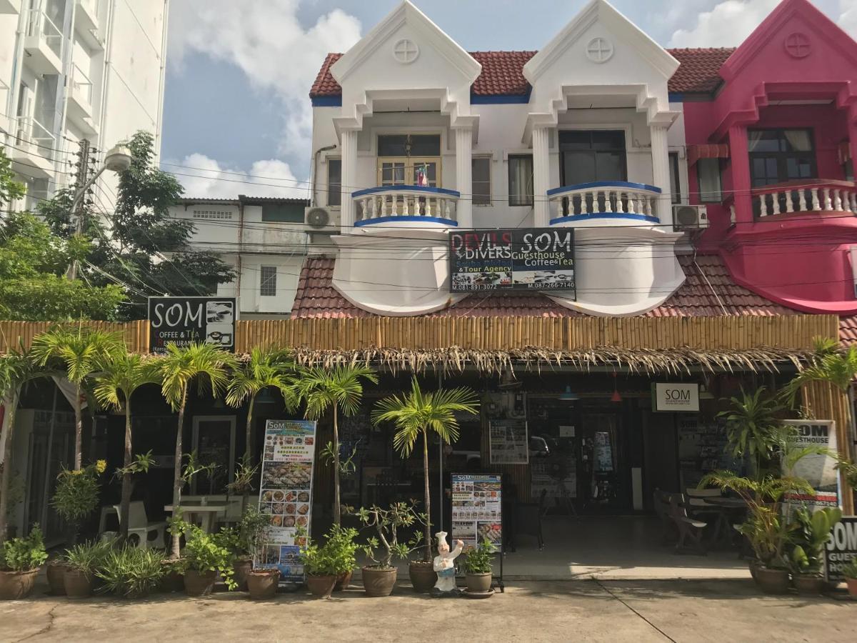 Som Guesthouse Patong Екстериор снимка