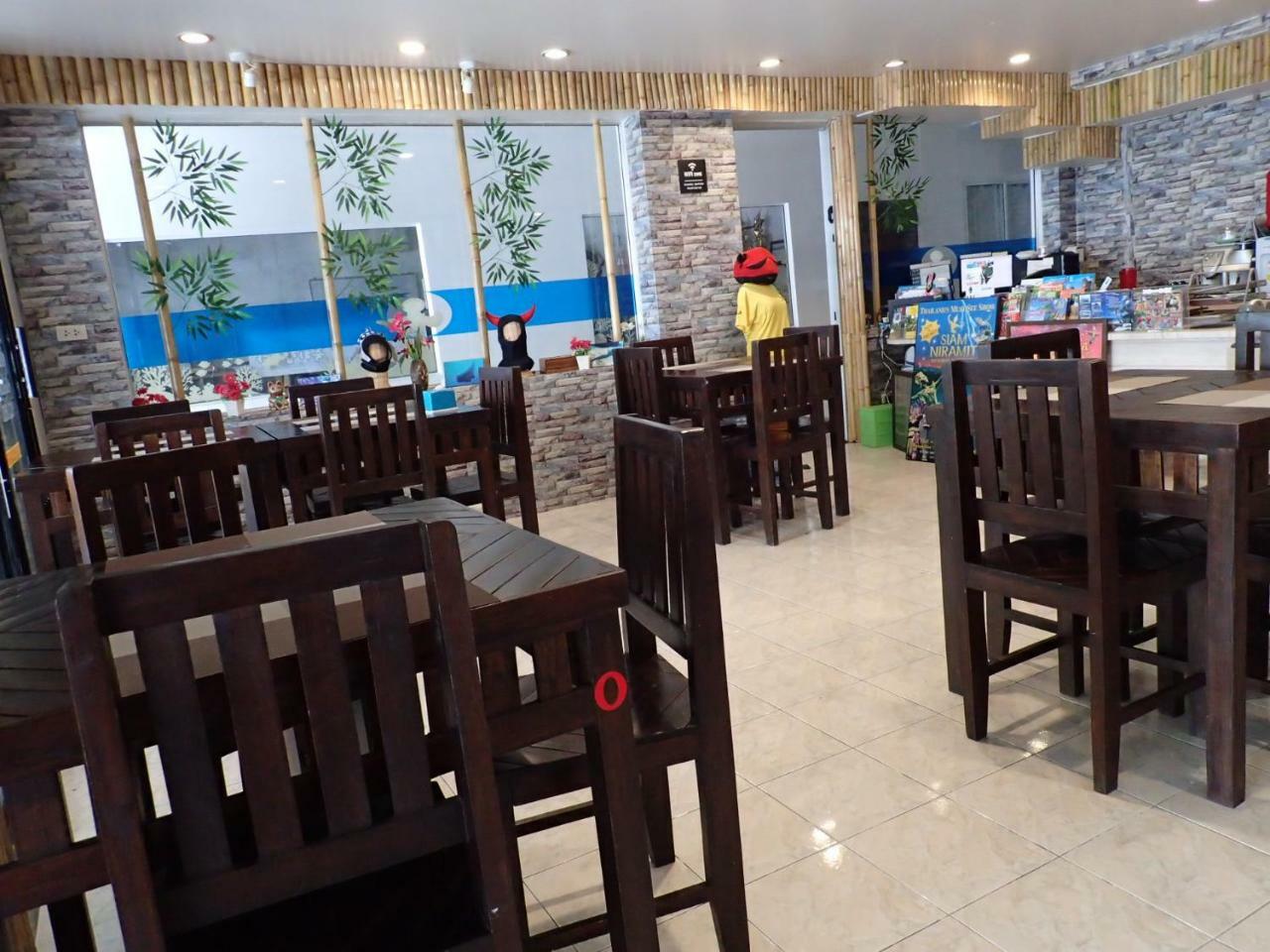 Som Guesthouse Patong Екстериор снимка