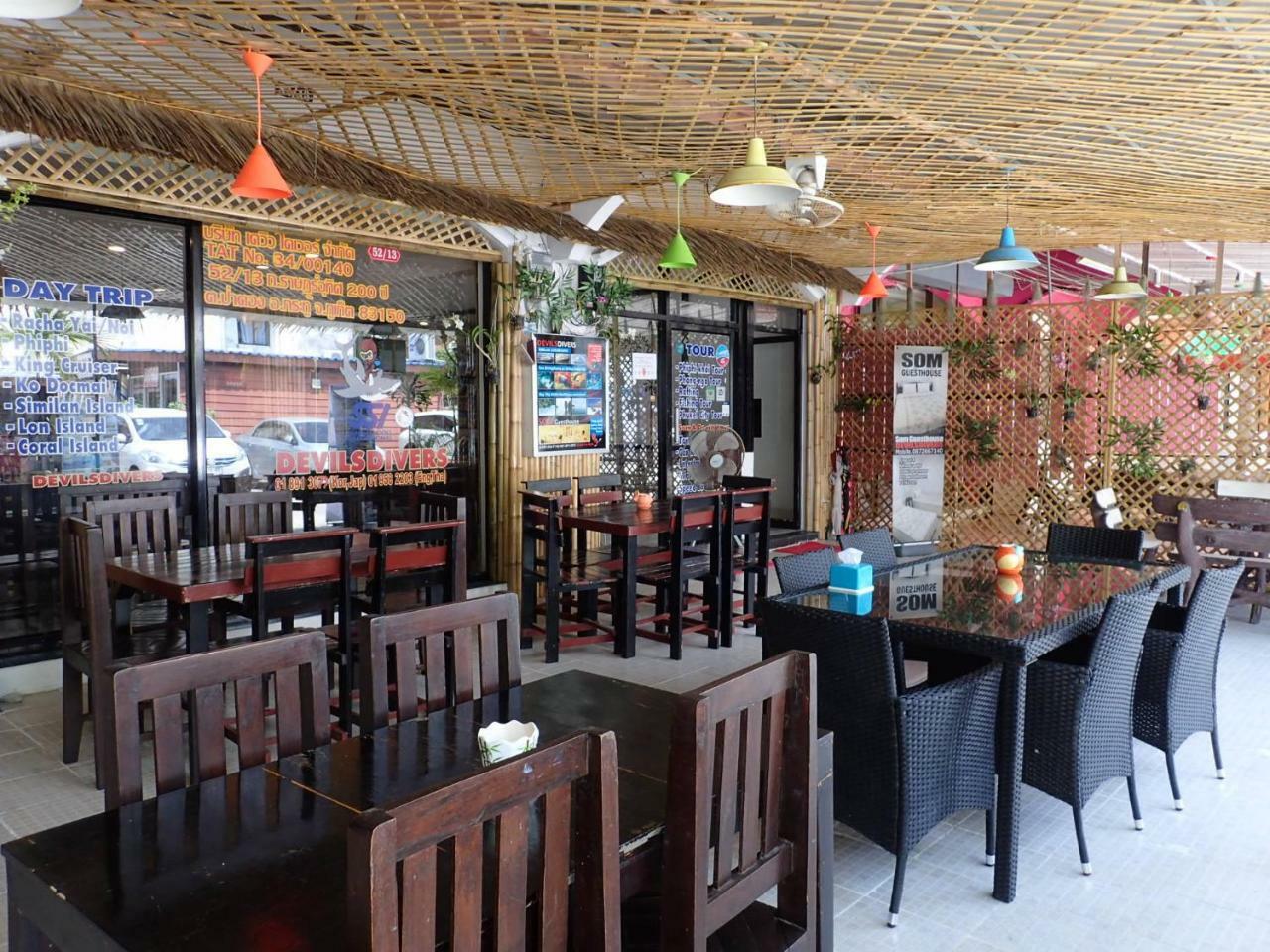 Som Guesthouse Patong Екстериор снимка