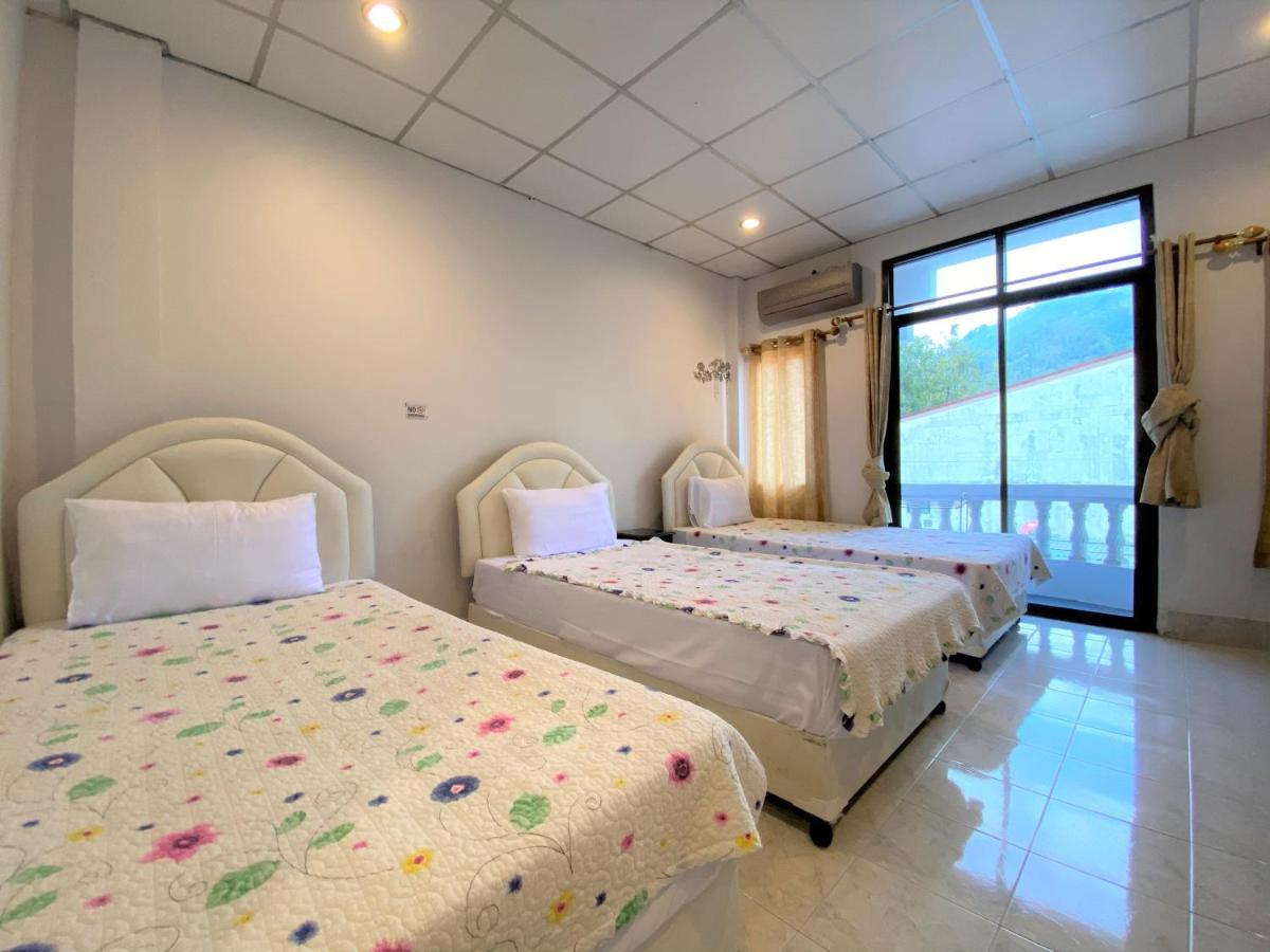 Som Guesthouse Patong Екстериор снимка
