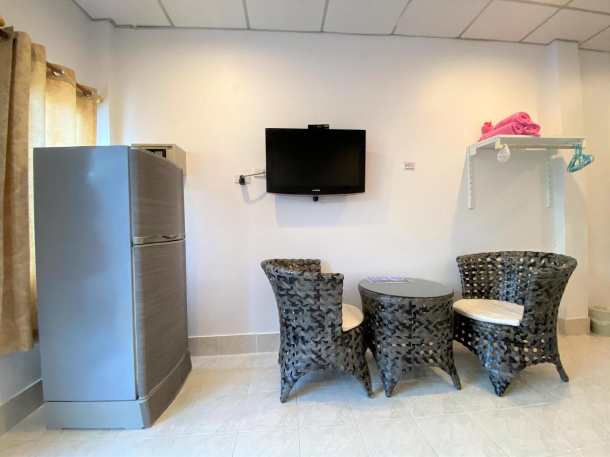Som Guesthouse Patong Екстериор снимка