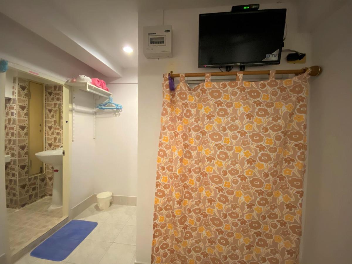 Som Guesthouse Patong Екстериор снимка